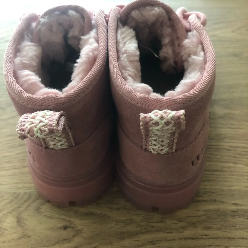 NWOB $140 Neumel Boot (Women) UGG® in Horizon Pink - size 5!